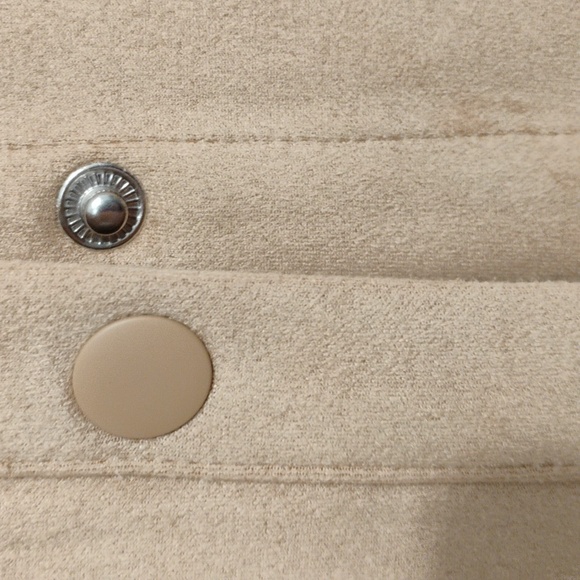 🌼 Coat 🌼 - Picture 6 of 9